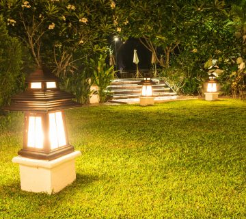 پایه چراغ روشنایی با طراحی زیبا، چگونه انتخاب کنیم؟