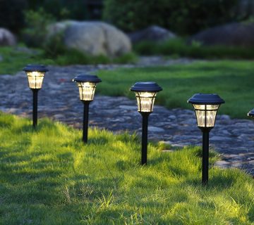 چگونه با استفاده از پایه چراغ روشنایی، باغ خود را به‌ صورت حرفه‌ای طراحی کنیم؟