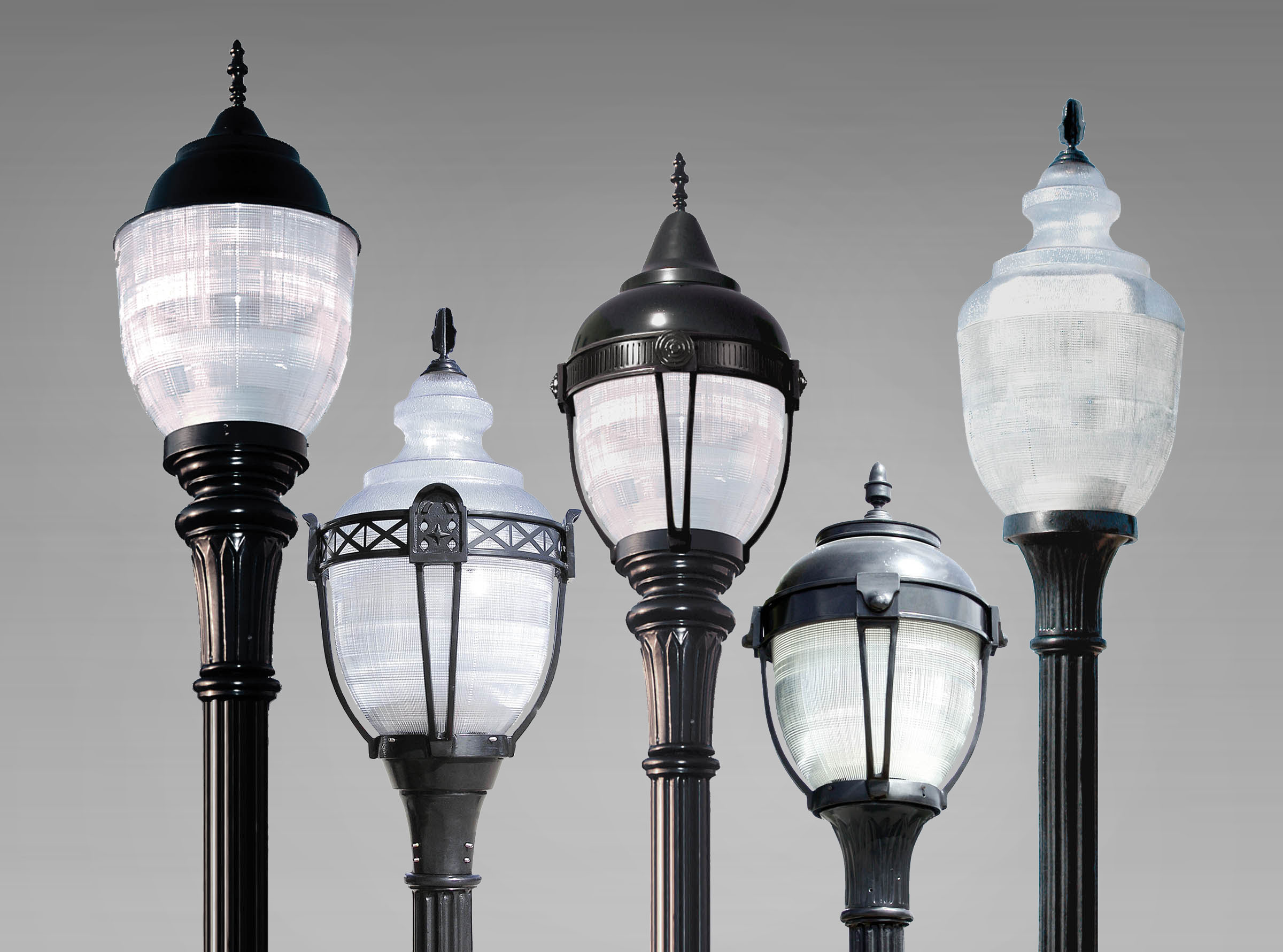 پایه چراغ روشنایی با لامپ رشته‌ای، انتخابی بهترین برای روشنایی فضای باز